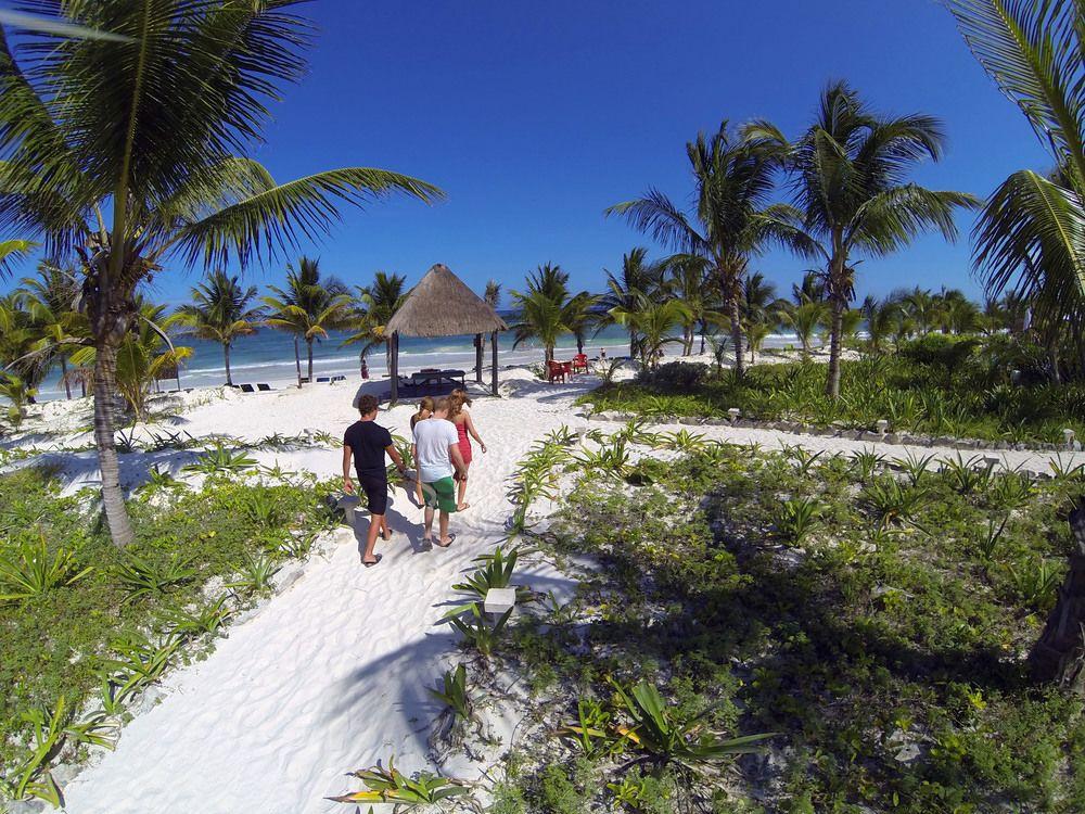 Hotel Cabana Los Lirios Tulum Exterior photo